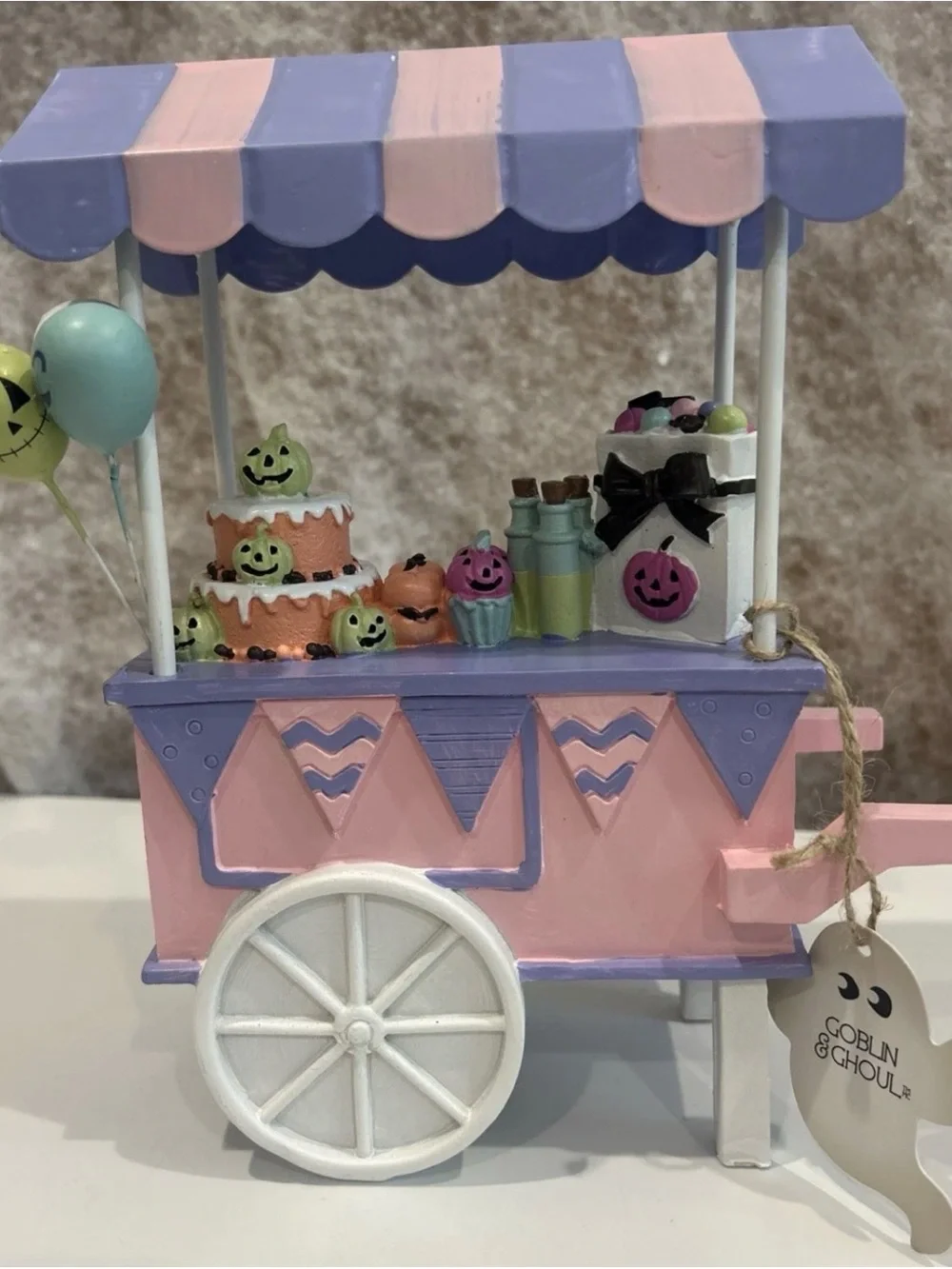 Goblins & Ghouls Pastel Pink Halloween Sweet Treat Pumpkin Cake Ice Cream Cart